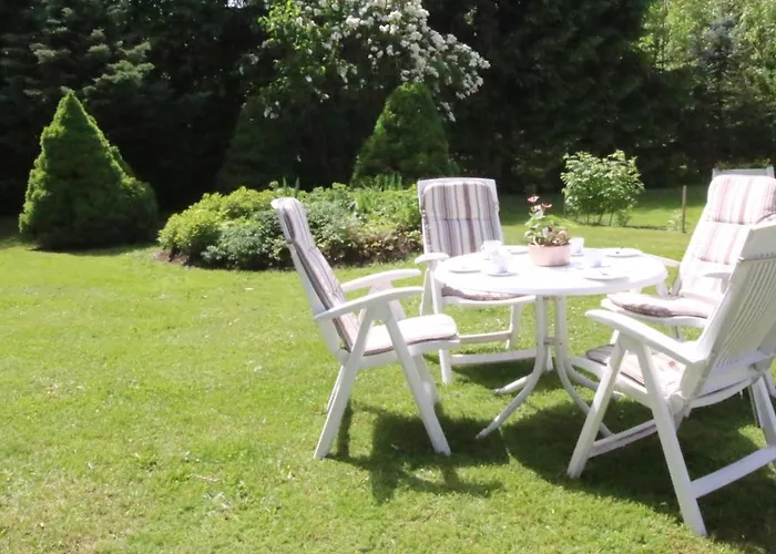 An Den Tannen * Bartelshagen (Vorpommern-Rugen)